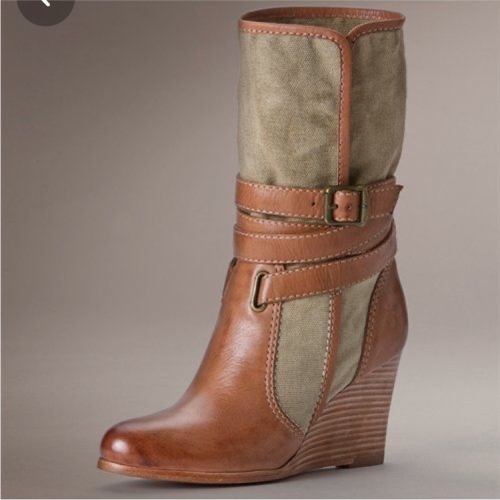 🆕 Frye Corby Strappy Tan Leather and Khaki Canvas Wedge Boots, 7.5